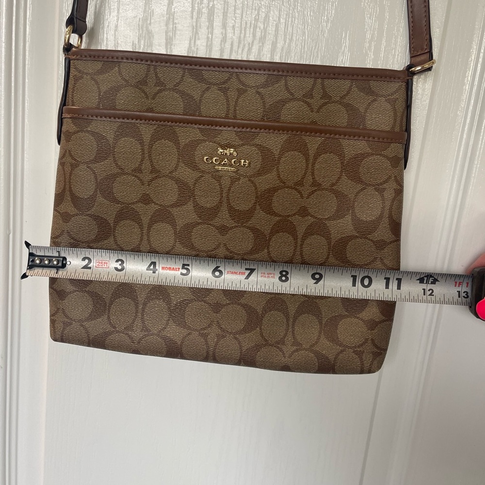 Coach crossbody purse - Picture 8 of 10